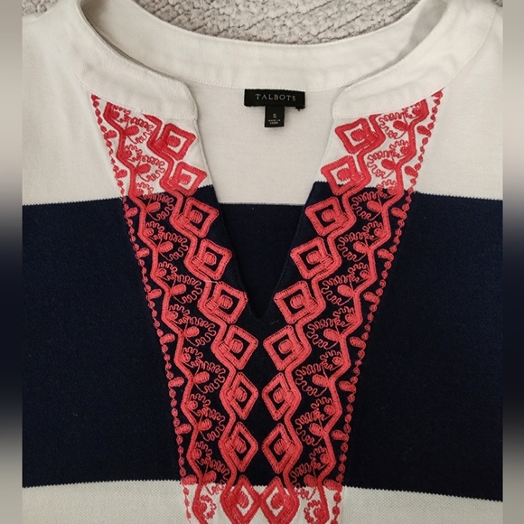 Talbolts Beautiful Preppy Striped V Neck Dress - Picture 11 of 16